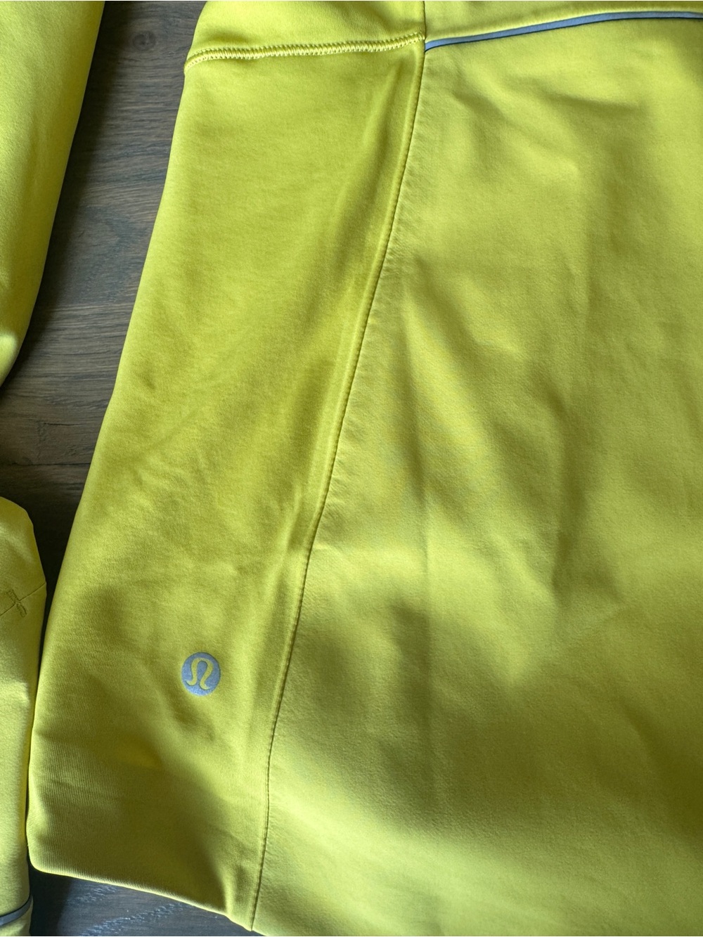 Lululemon Cross Chill Jacket - Picture 10 of 12